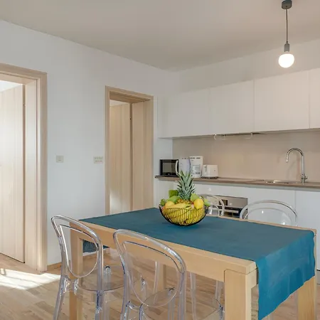 Lct Dreamy Apartment Split